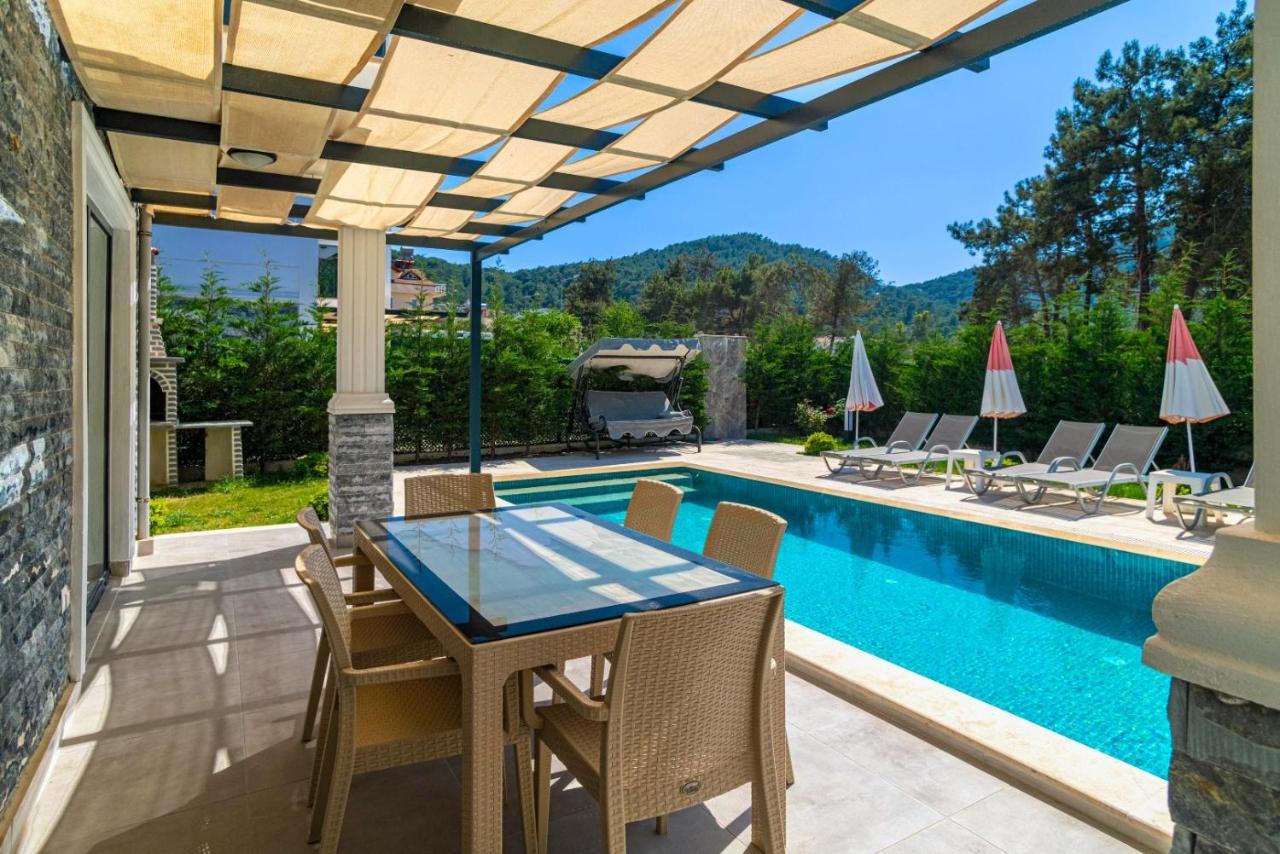 4 Bedroom Holiday Villa In Hisaroenue Oeluedeniz- Gold Rose Φετιγιέ Εξωτερικό φωτογραφία