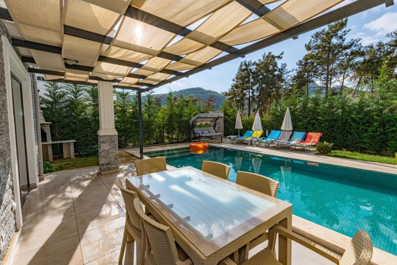 4 Bedroom Holiday Villa In Hisaroenue Oeluedeniz- Gold Rose Φετιγιέ Εξωτερικό φωτογραφία