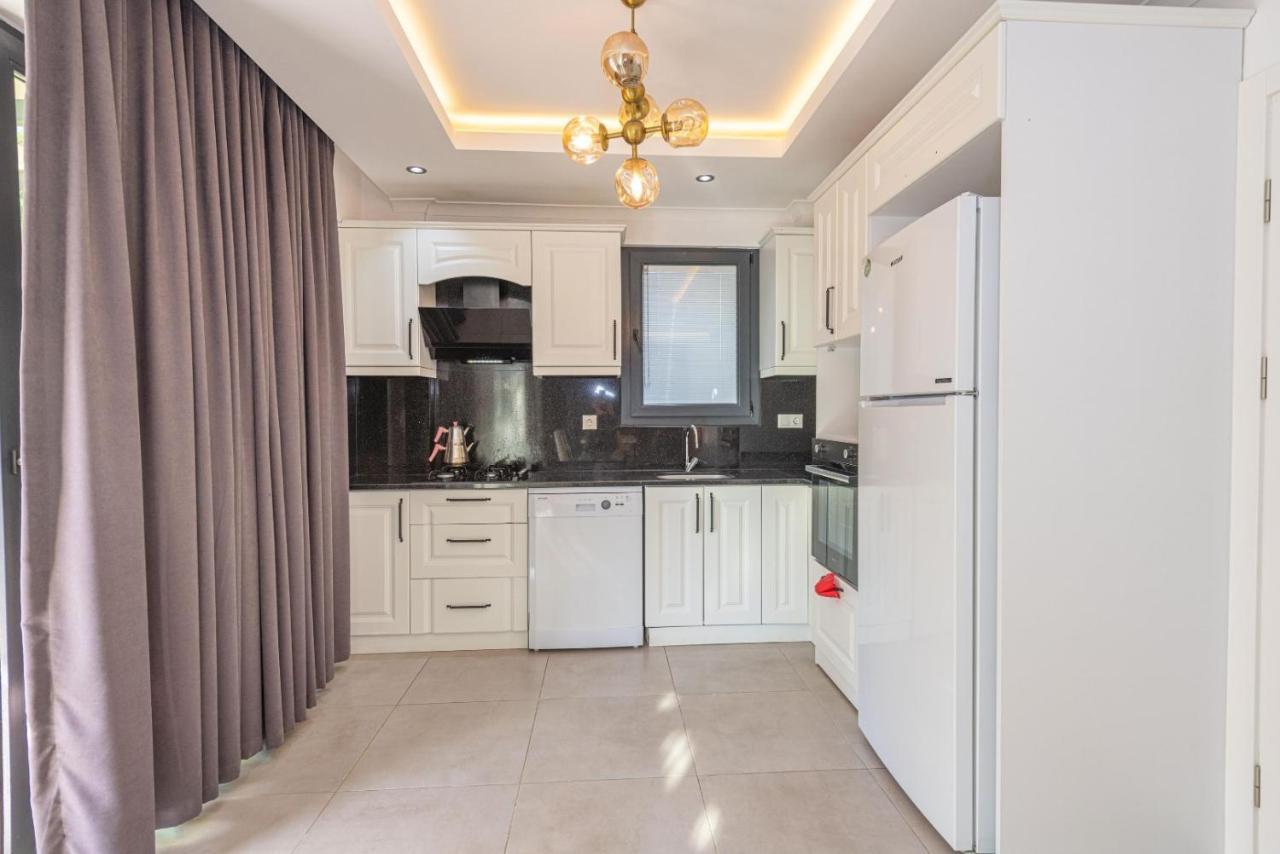 4 Bedroom Holiday Villa In Hisaroenue Oeluedeniz- Gold Rose Φετιγιέ Εξωτερικό φωτογραφία
