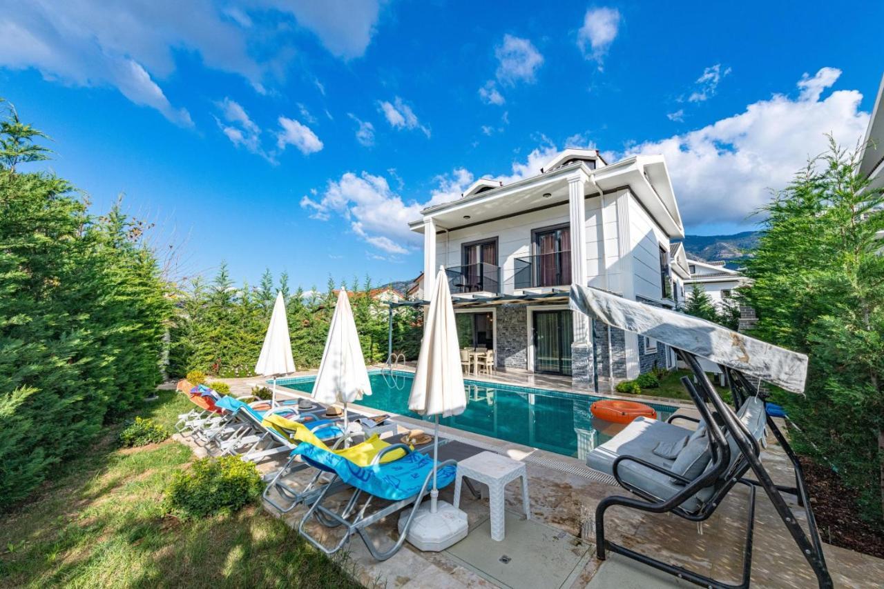 4 Bedroom Holiday Villa In Hisaroenue Oeluedeniz- Gold Rose Φετιγιέ Εξωτερικό φωτογραφία