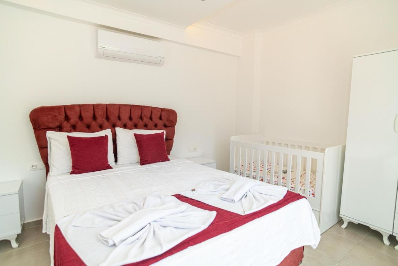 4 Bedroom Holiday Villa In Hisaroenue Oeluedeniz- Gold Rose Φετιγιέ Εξωτερικό φωτογραφία