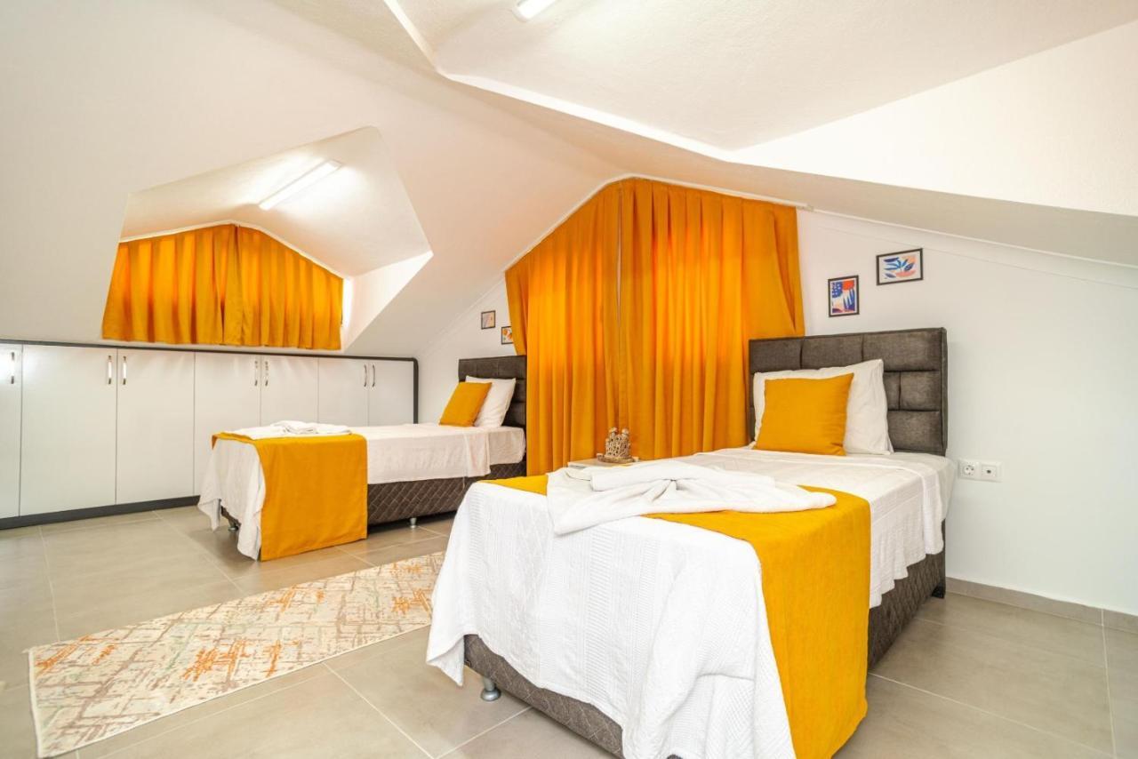 4 Bedroom Holiday Villa In Hisaroenue Oeluedeniz- Gold Rose Φετιγιέ Εξωτερικό φωτογραφία